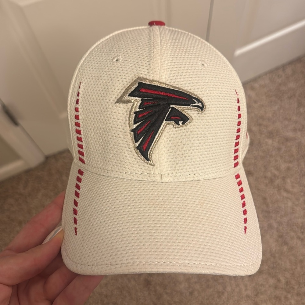 NFL Atlanta Falcons Hat - Size S/M